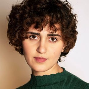 Meet your Posher, Parmida